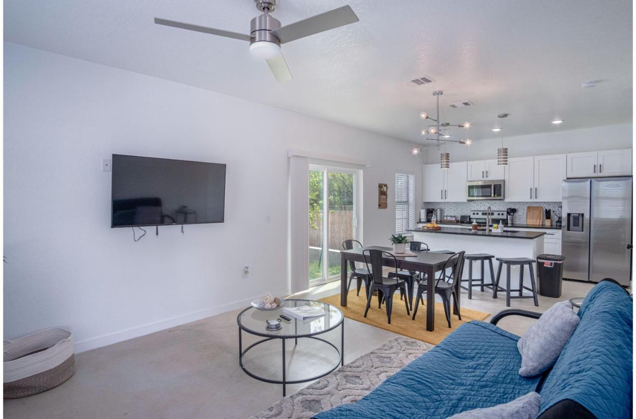 Brand New 4 Stylish 3Br Near Exciting Downtown Appartement San Antonio Buitenkant foto